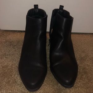 Shoedazzle Black Booties